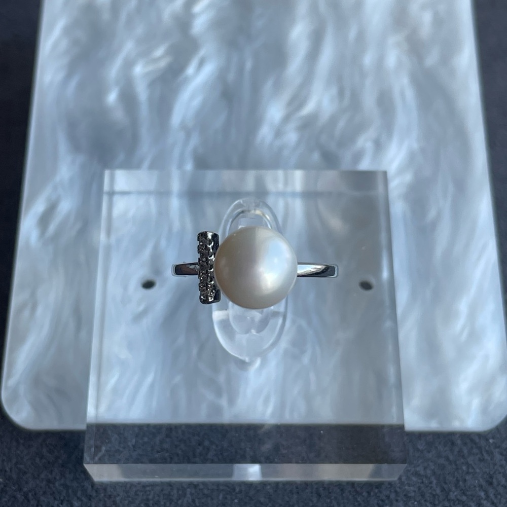 Freshwater Pearl Ring – 8.76mm Pearl – Brass Band - Picture 5 of 7